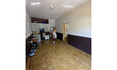 VENDE CASA EN CORONEL ARNOLD