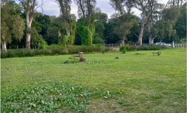 VENDE CAMPO 3 HAS. CON CASA EN PEREZ