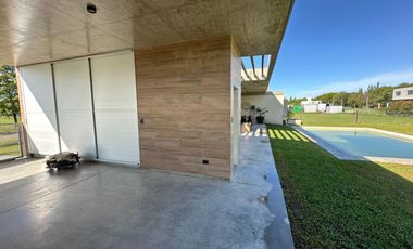 VENTA CASA LAS CASUARINAS