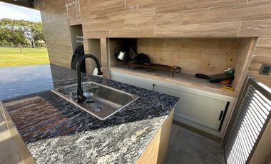 VENTA CASA LAS CASUARINAS