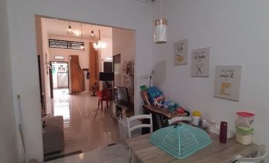 TURUN HARGA ! Dijual rumah Jl. Tanjung Raya 2 - Royal Mansion