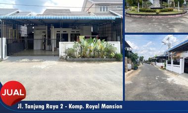 TURUN HARGA ! Dijual rumah Jl. Tanjung Raya 2 - Royal Mansion