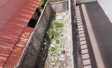 JUAL CEPAT rumah paris 2 - kondisi apa adanya / harga miring