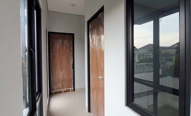 Rumah Baru 3 Lantai Strategis di Pondok Labu Cilandak Jakarta