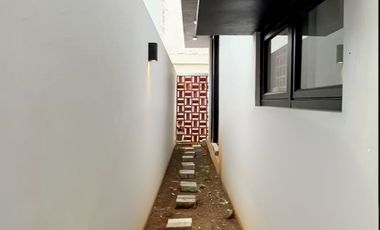 Rumah Baru 3 Lantai Strategis di Pondok Labu Cilandak Jakarta