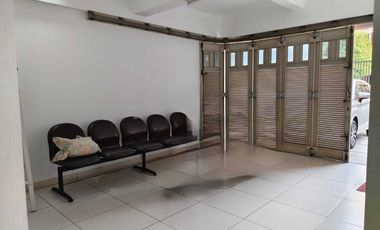 Jual Cepat Rumah Mewah 3 lantai di Villa Permata Gading Kelapa Gading