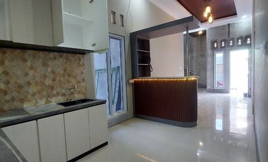 Rumah Mewah Baru Gress 2 lt Proses Finish di Karangasem Solo Kota