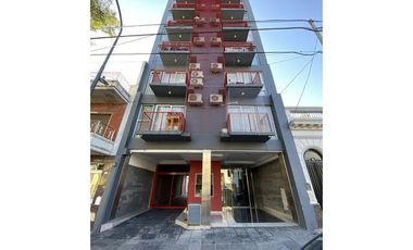 CABALLITO NORTE DUPLEX 2 AMB COCHERA TERRAZA OPCIONAL  EXCELENTE .-