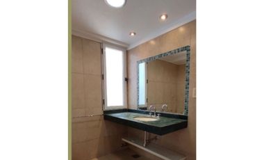 Casa en Pueblo Esther Parque Vernaza