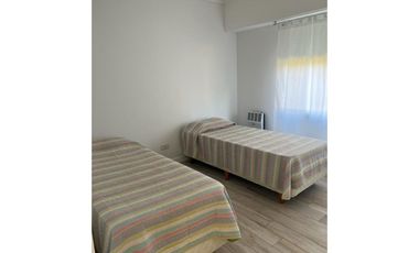 CASA EN VENTA LOS ALAMOS CLUB DE CAMPO. EXCELENTE UBICACION. LOTE 1350 m2.