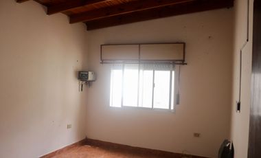 CASA EN VENTA DOS DORMITORIOS