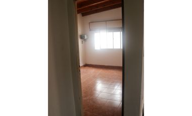 CASA EN VENTA DOS DORMITORIOS