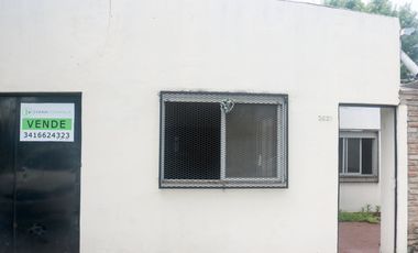 CASA EN VENTA DOS DORMITORIOS