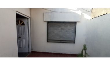 CASA EN VENTA DOS DORMITORIOS