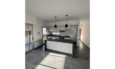 Pueblo Esther Casa a estrenar