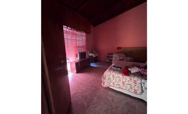 Propiedad sobre calle Formosa 2200 - Barrio Los Claveles