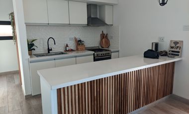 VENTA. Casa de 3 dormitorios - Barrio Las Tardes Roldán.