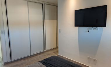 VENTA. Casa de 3 dormitorios - Barrio Las Tardes Roldán.