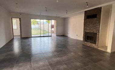 Propiedad Ubicada en Chacras del Monte - Los Alamos