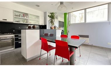 Mendoza 766 - Casa 5 Dormitorios - Ideal Instituciones - Venta