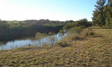 Chacra sobre el rio en barrio privado. RETASADA !!!