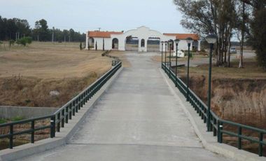 Chacra sobre el rio en barrio privado. RETASADA !!!