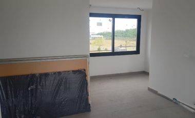 Casa 5 amb . Con Piscina .Quincho  Country San Sebastian .Pilar