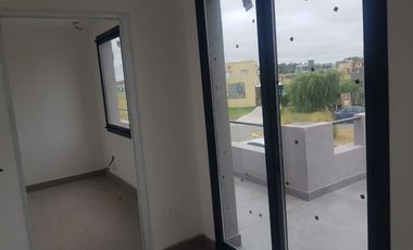 Casa 5 amb . Con Piscina .Quincho  Country San Sebastian .Pilar