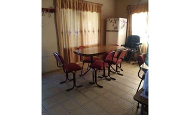VENTA CASA 3 DORMITORIOS en PEREZ