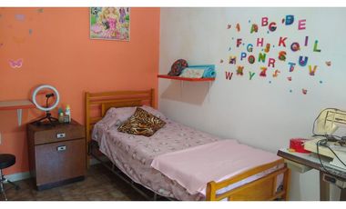 VENTA CASA 3 DORMITORIOS en PEREZ