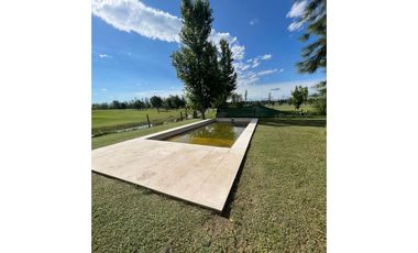 A estrenar en una planta, barrio privado