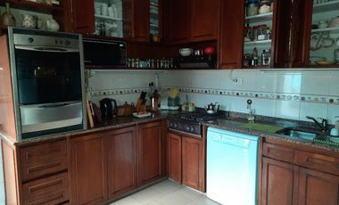 Brown 2321 - Casa 3 Dormitorios - Venta