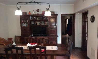 Brown 2321 - Casa 3 Dormitorios - Venta
