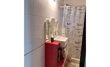 VENTA IMPORTANTE CASA DOS DORMITORIOS IBARLUCEA CON AMPLIO TERRENO