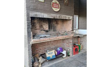 VENTA IMPORTANTE CASA DOS DORMITORIOS IBARLUCEA CON AMPLIO TERRENO