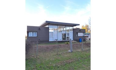 VENTA IMPORTANTE CASA DOS DORMITORIOS IBARLUCEA CON AMPLIO TERRENO