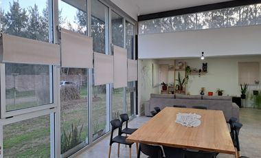 VENTA IMPORTANTE CASA DOS DORMITORIOS IBARLUCEA CON AMPLIO TERRENO