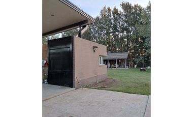 VENTA IMPORTANTE CASA DOS DORMITORIOS IBARLUCEA CON AMPLIO TERRENO