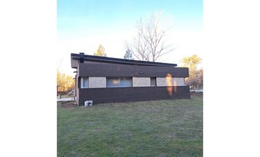 VENTA IMPORTANTE CASA DOS DORMITORIOS IBARLUCEA CON AMPLIO TERRENO