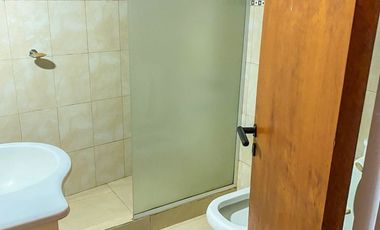 VENTA CASA SOBRE RUTA  IBARLUCEA. PISCINA. U$S105.000 OPORTUNIDAD