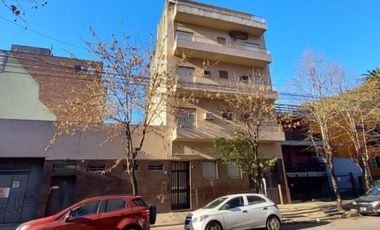 (V/LUGANO, CLÍNICA C/ CONSULTORIOS EXTERNOS)APTO:HOSTEL,GERIATRICO,OSOCIAL/SIMILARES