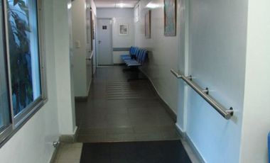 (V/LUGANO, CLÍNICA C/ CONSULTORIOS EXTERNOS)APTO:HOSTEL,GERIATRICO,OSOCIAL/SIMILARES