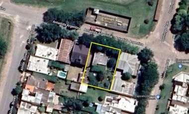 VENDE CASA CON AMPLIO TERRENO EN SOLDINI