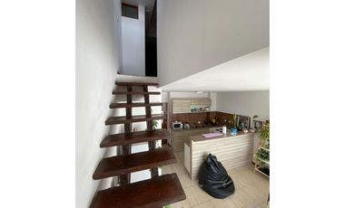VENTA DÚPLEX 2 DORMITORIOS MAS COCHERA
