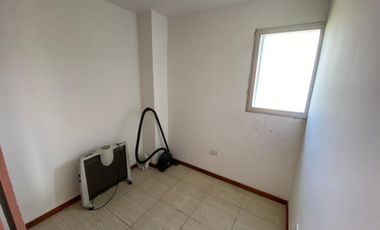 VENTA DÚPLEX 2 DORMITORIOS MAS COCHERA