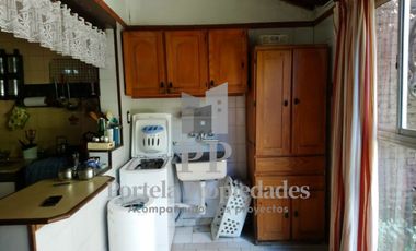 CASA SOBRE LOTE PROPIO 10X33