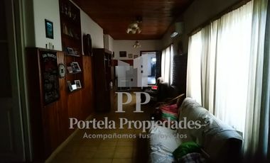 CASA SOBRE LOTE PROPIO 10X33