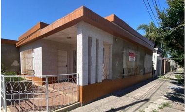 CASA EN VENTA en Los Molinos