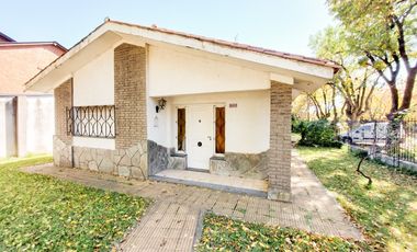 Casa céntrica en Funes