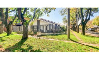 Casa céntrica en Funes